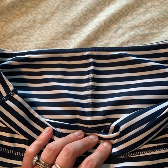 Debits Athletics capri leggings - Picture 3 of 4